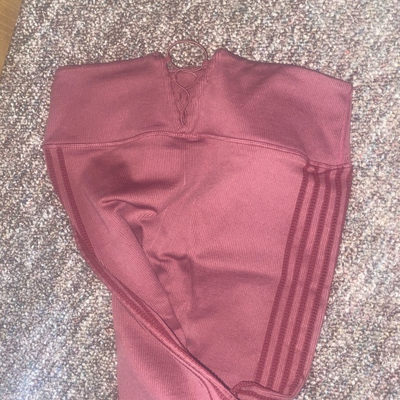 🚀FREE SHIPPING Fabletics seamless leggings - Picture 2 of 3